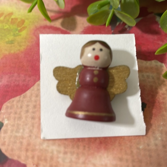 Wholesale lot of 80 Christmas 🎄 pins NEW!! - Picture 3 of 10